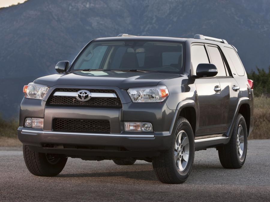  Toyota 4Runner SR5 2009 года  (фото 4 из 28)